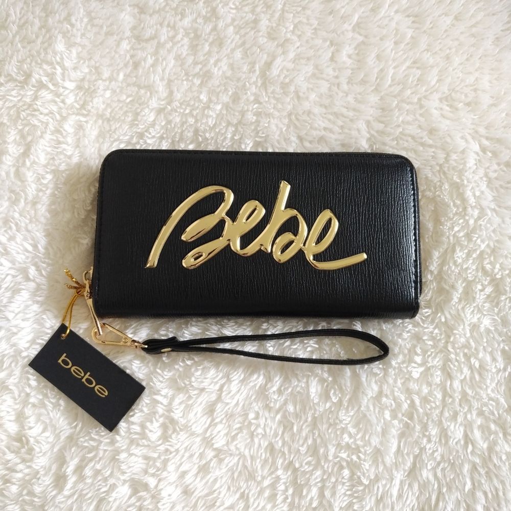 bebe Gianna Black🖤 Wristlet Wallet - NWT